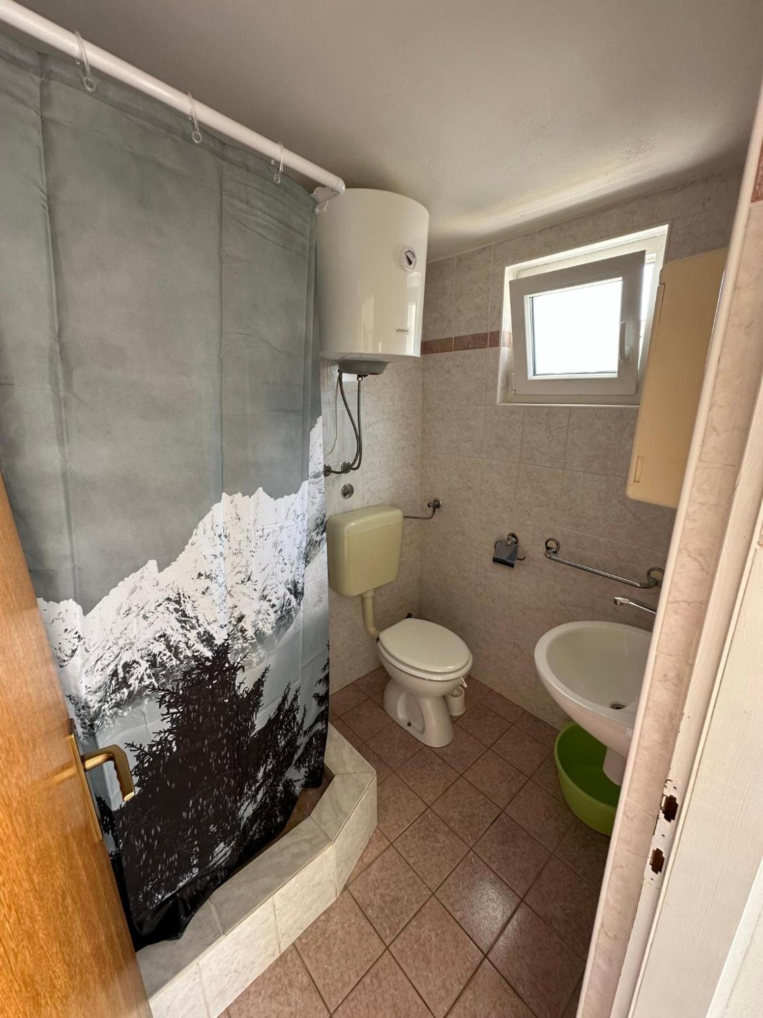 Apartmani Matovina Vir Eksteriør billede