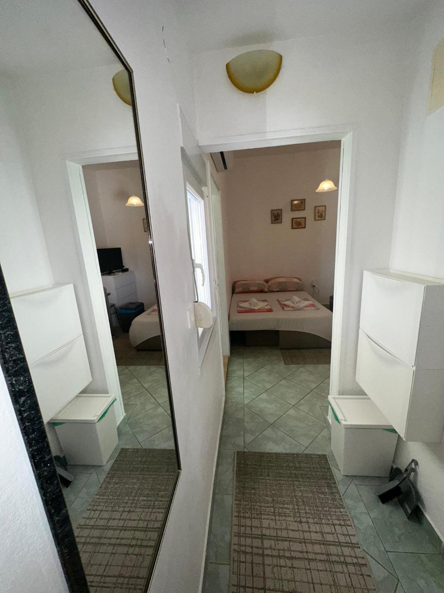 Apartmani Matovina Vir Eksteriør billede
